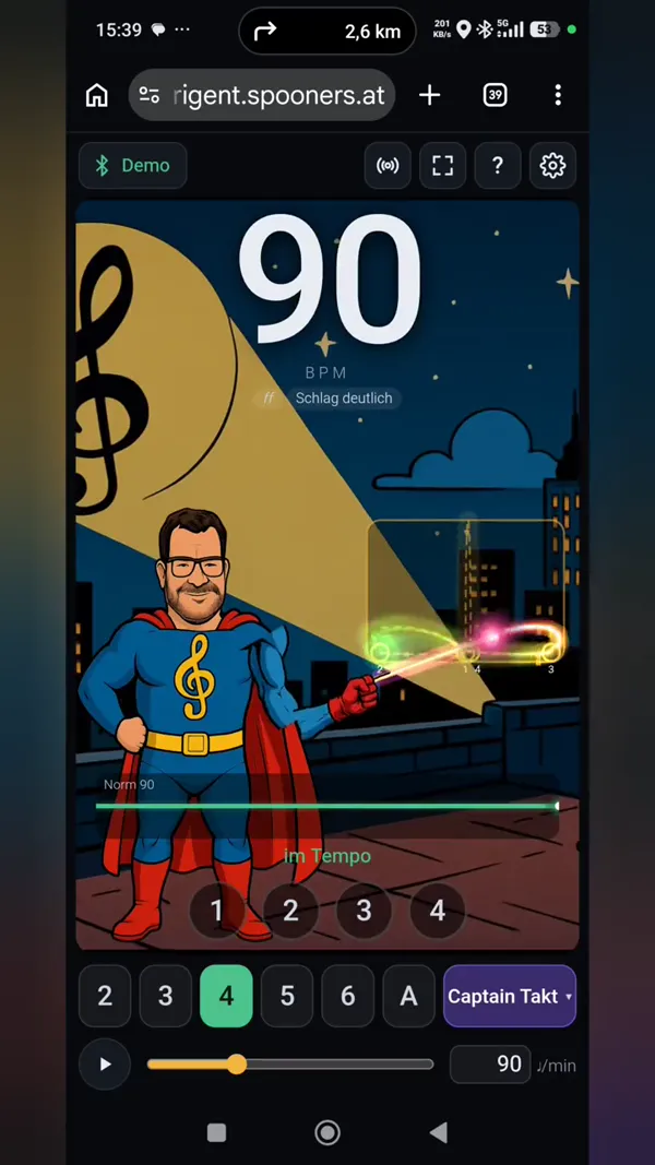 Handy-App: Tempo 90, Comic-Superheld mit Notenschlüssel, Schlagfigur